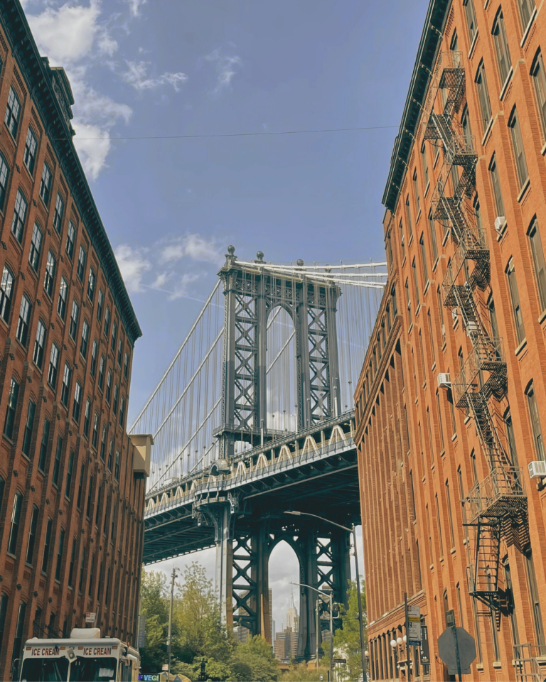 Read more about the article La interpretación simultánea: clave para accesibilidad e inclusión